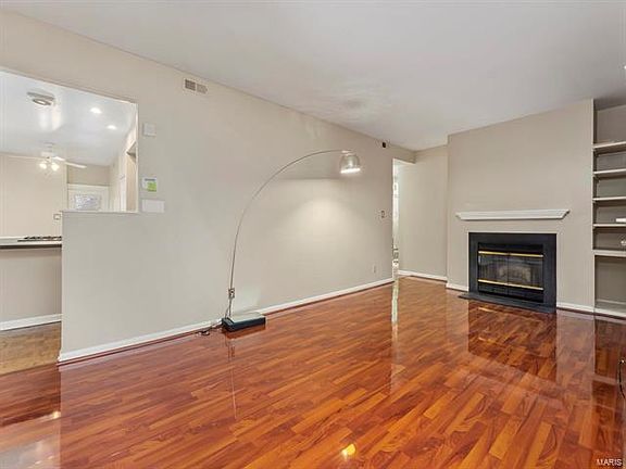 5th image of 5858 Nina Pl APT 1E