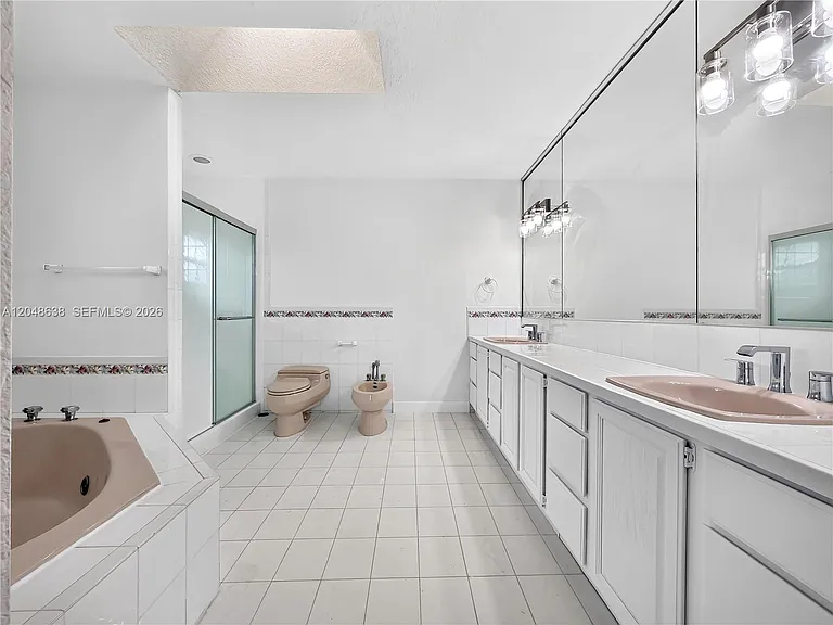 14121 SW 97th Ave — Photo 17