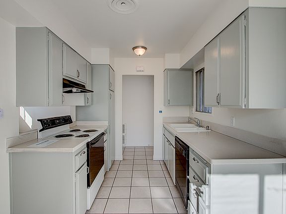 3rd image of 5929 Marka Dr