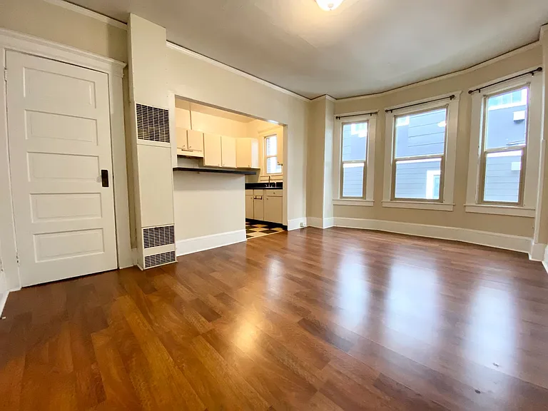 1511 Boylston Ave — Photo 24