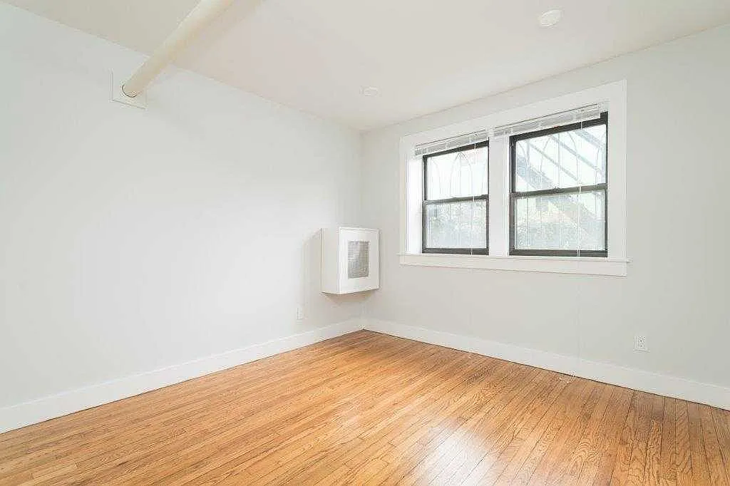2 bed, $3,000 — Photo 4