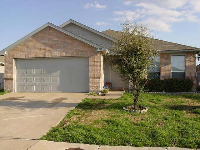 1st image of 400 Sagebrush Ln