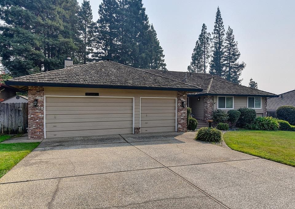 1st image of 312 Oak Canyon Way