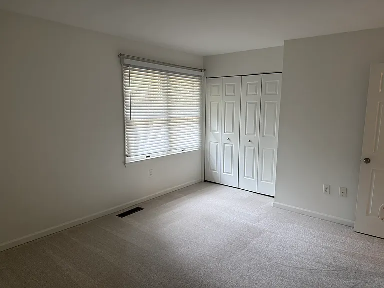 120 Mallard Ct — Photo 13