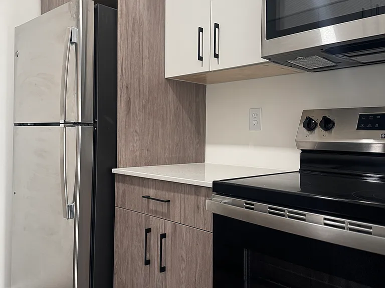 Maison Hills Community — Photo 30