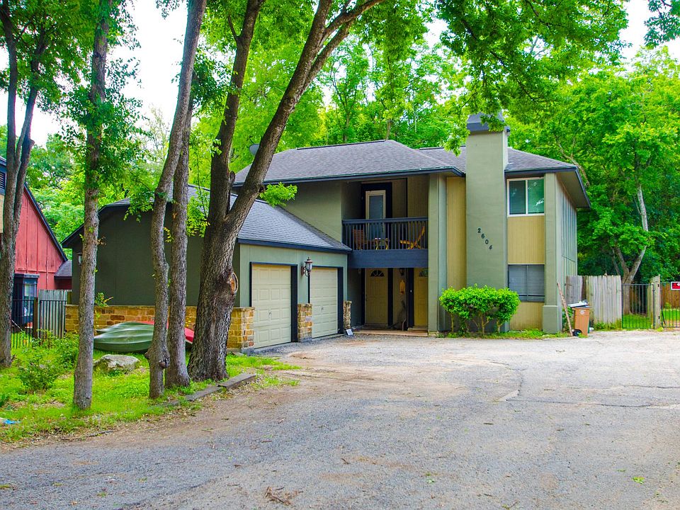 2 bed, 1.5 bath and 1 car garage, beautiful cal da sac area very private