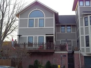 1780 W 47th St, Cleveland, OH