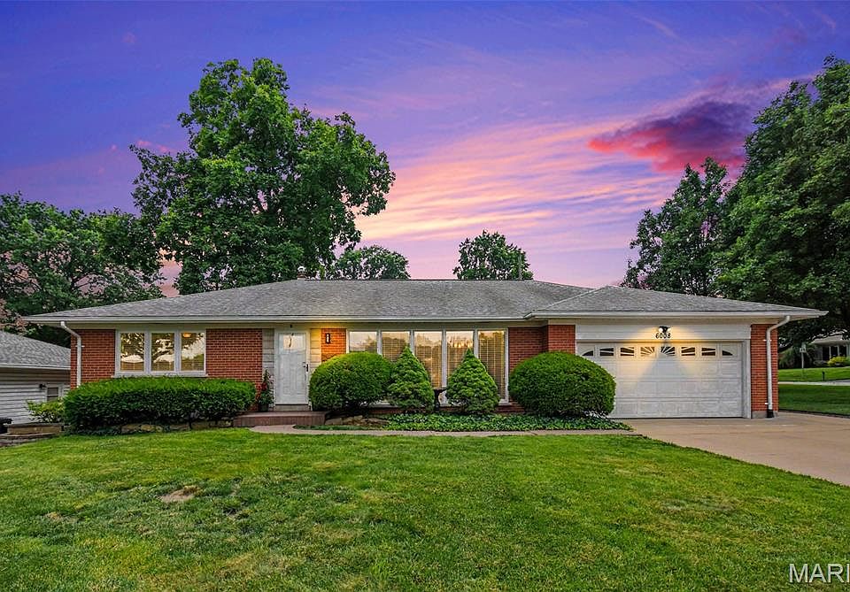 1st image of 6008 Deerwood Dr