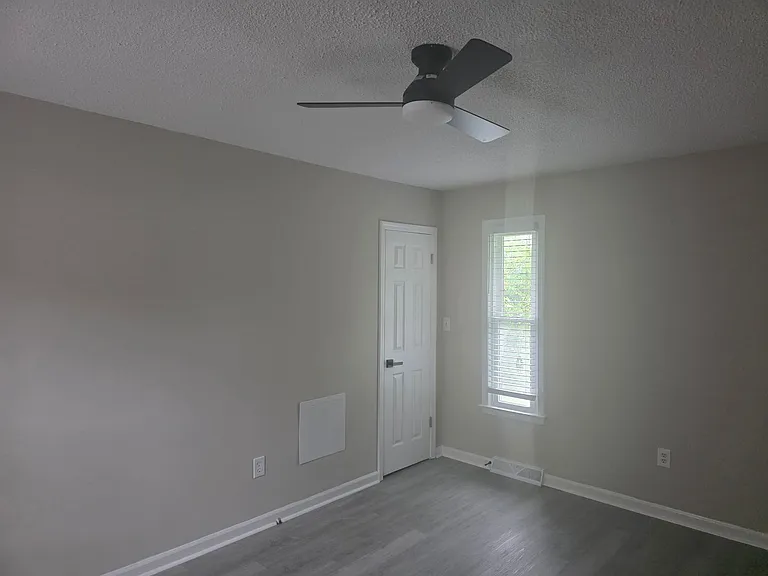 309 Westchester Rd — Photo 5