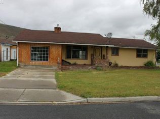 285 4th St, Baker City, OR 97814