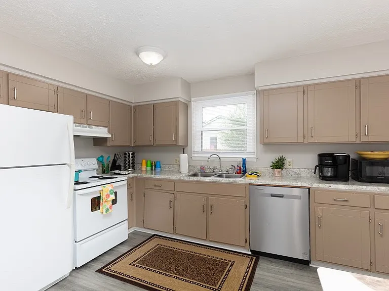 804 Short Pl — Photo 14