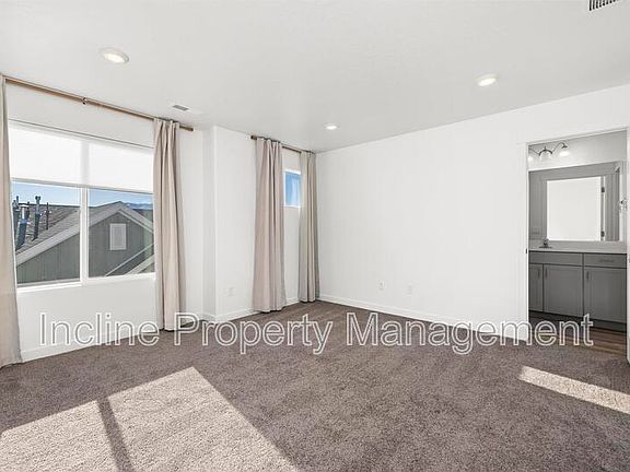 4th image of 1113 E Yard Row