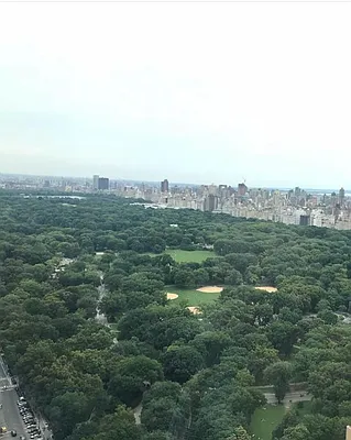 Rented by La Seven Inc. | media 1