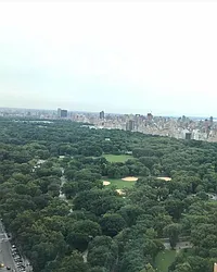 Rented by La Seven Inc.