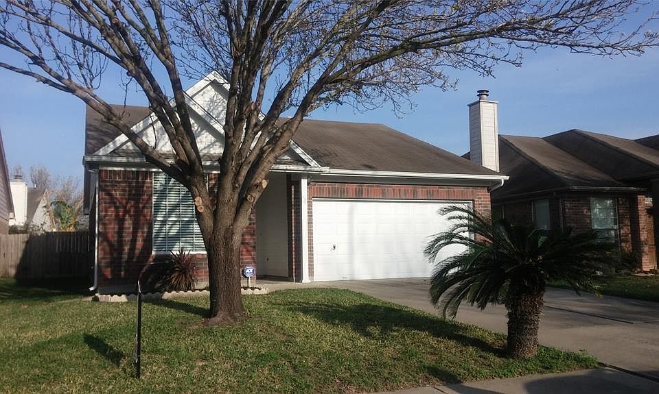 1st image of 2914 Greenvalley Trail Dr