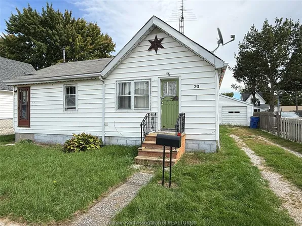 20 1st St, Chatham Kent, ON N8A 3P9