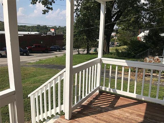 3rd image of 2416 Gilrose Ave