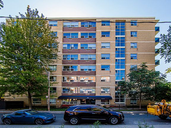 2nd image of 85 Lowther Ave #602