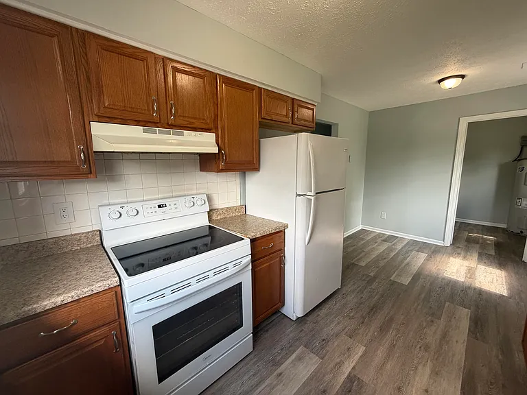 3230 Aqueduct Dr #B — Photo 4