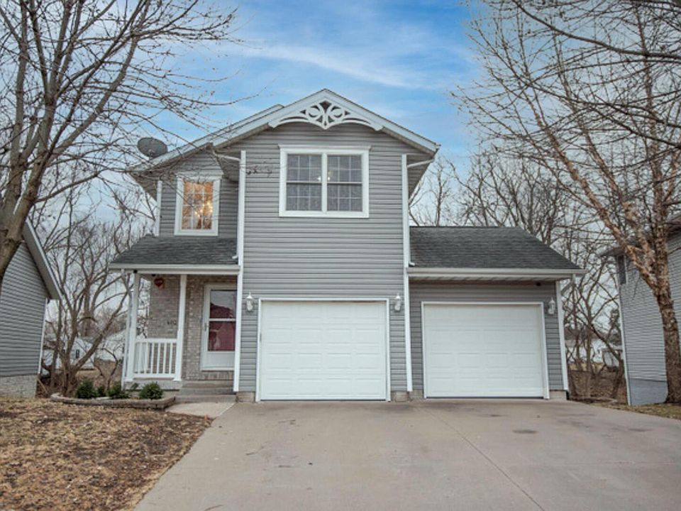 1st image of 402 11th Avenue Ct #A