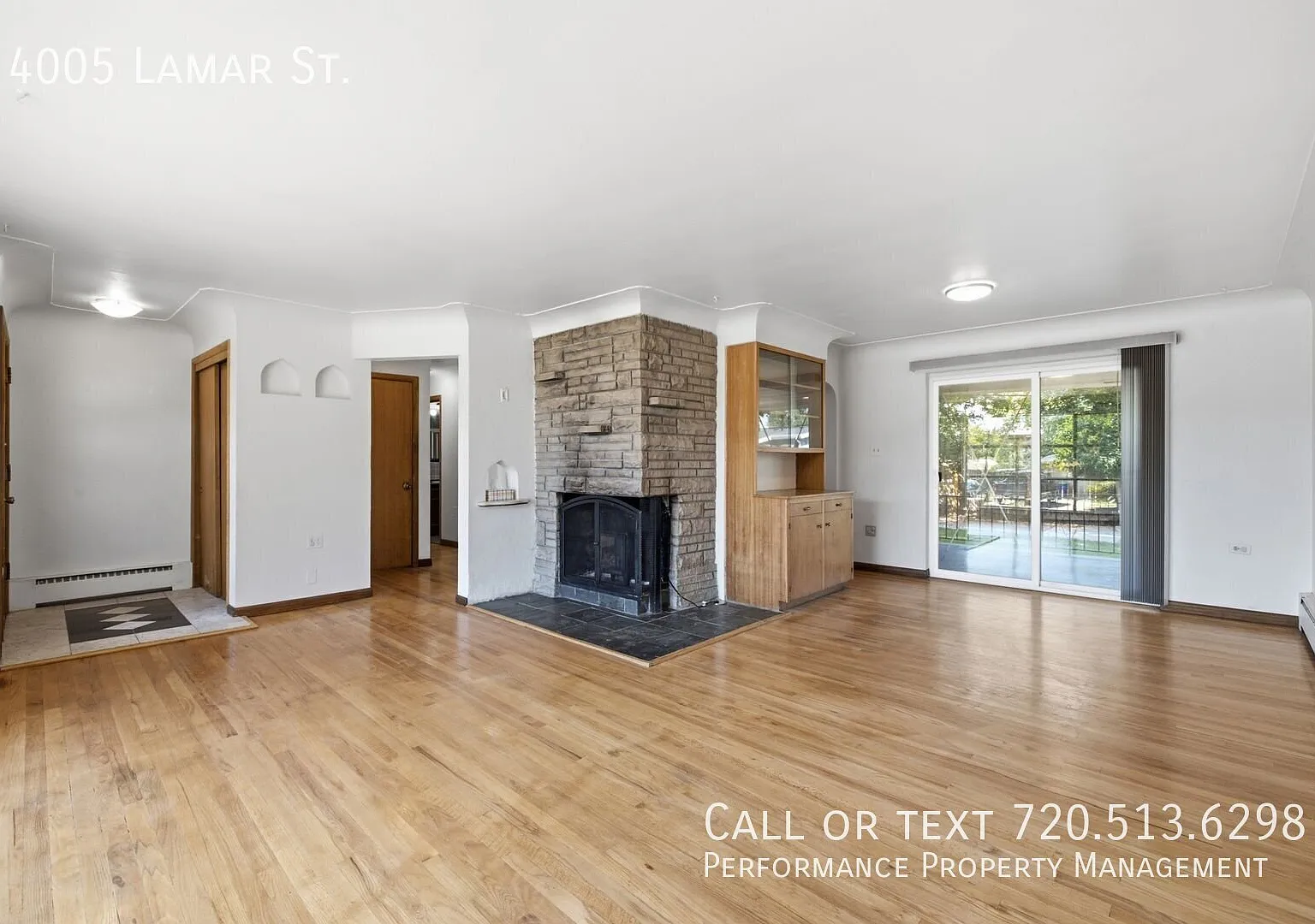 Spacious 5-Bedroom Home with Finished Basement and Two-Car Garage — Photo 4