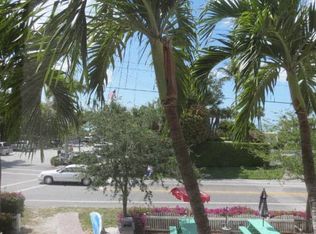 9012 Gulfshore Dr, Naples, FL 34108