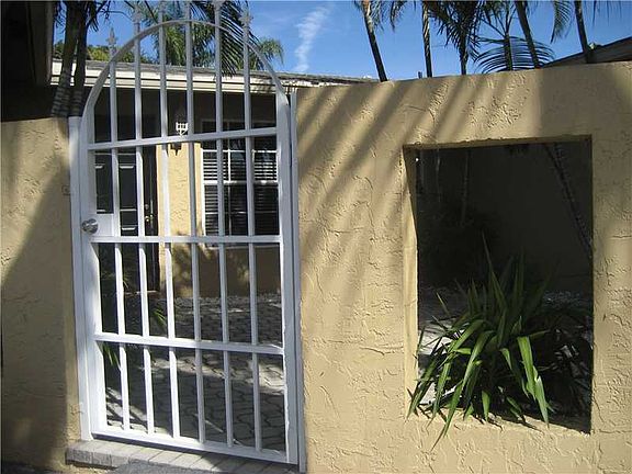 3rd image of 8061 NW 44th Ct