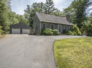 121 Chipaway Rd, East Freetown, MA 02717