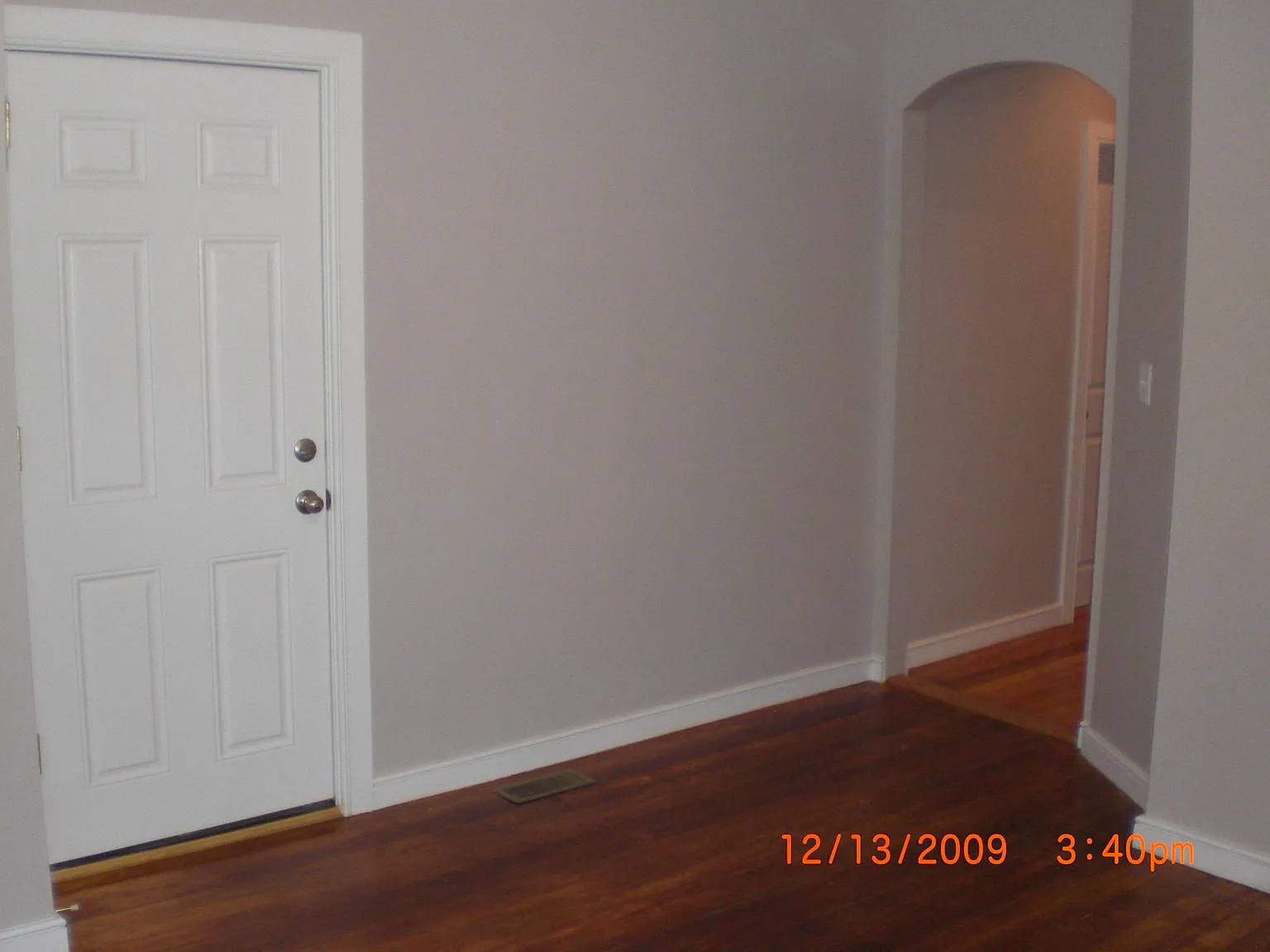 3 bed, 1000 sqft, $1,800 — Photo 4