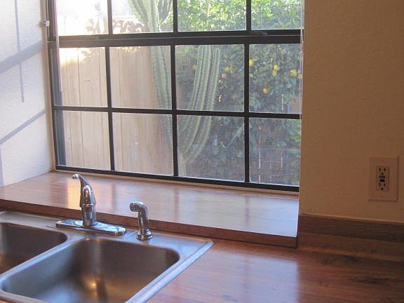 4th image of 4901 E Kelton Ln Unit 1203