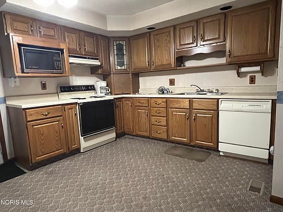 4th image of 306 S Harrison St