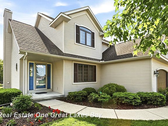 2nd image of 5375 Jillian Dr
