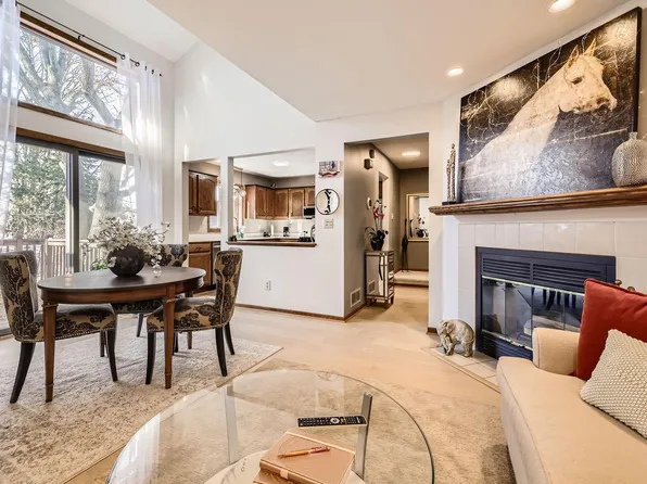 2354 Springside Dr E, Maplewood, MN 55119