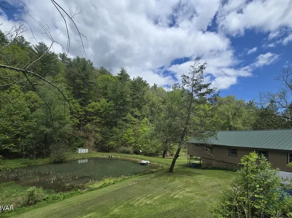 70 Hidden Valley Ln, Jersey Shore, PA 17740