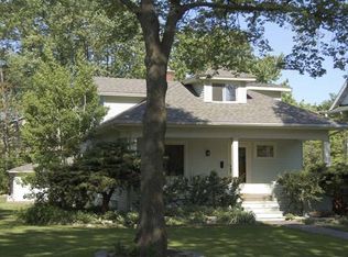 218 S Adams St, Hinsdale, IL 60521