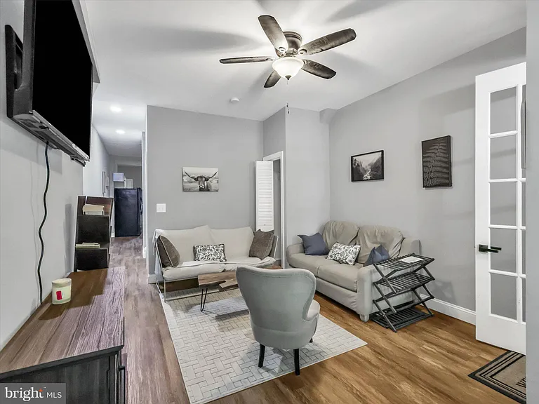 555 Presstman St — Photo 7
