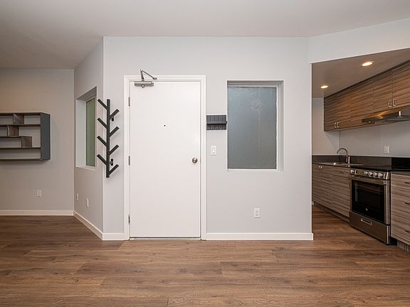 4th image of 1550 Powell St APT M2