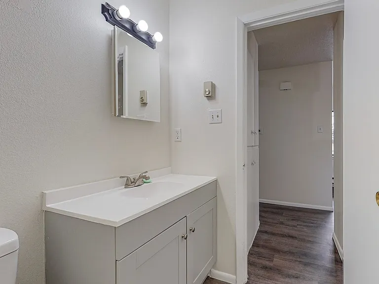 12912 Marva Pl SE — Photo 27