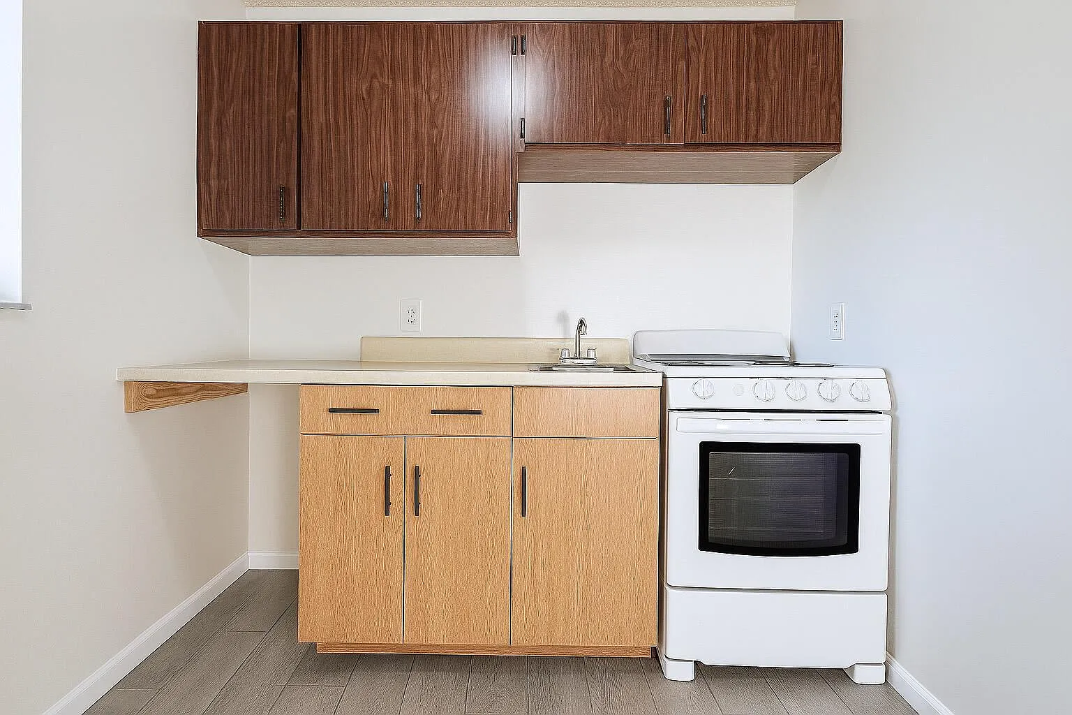 Studio, 1.0 bath, 400 sqft, $1,250 — Photo 3