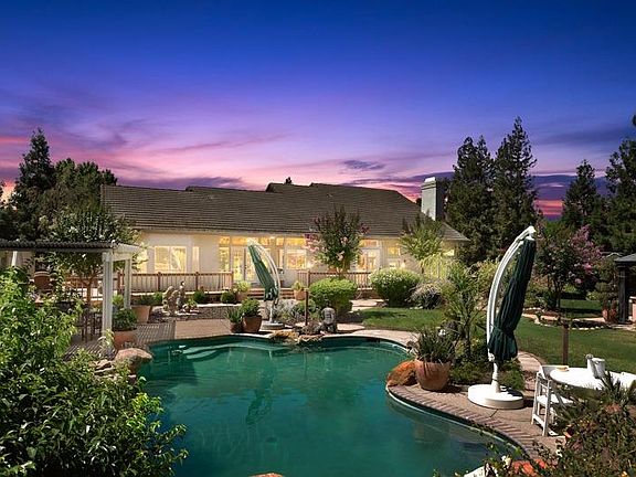 4th image of 8301 Dressage Way