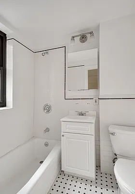 Rented by Oxford Property Group | media 25