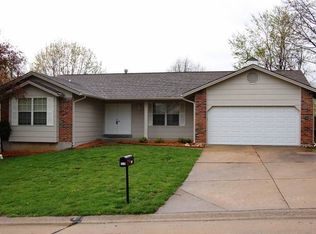 4210 Chisholm Trail Dr, Saint Charles, MO 63304