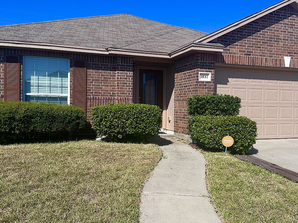 1st image of 3837 Las Bahias Dr