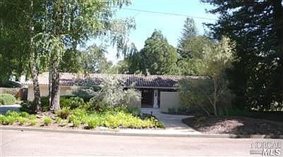 1st image of 1085 Ross Cir