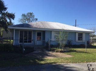 301 R J Dr, Chauvin, LA 70344