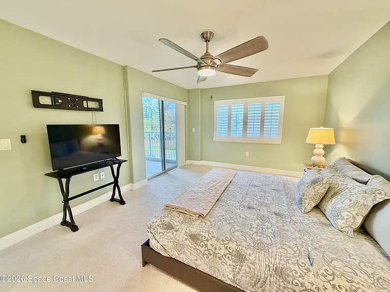 551 Casa Bella Dr #204 — Photo 18