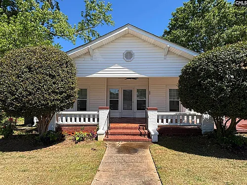 161 Columbia Ave Photo 1