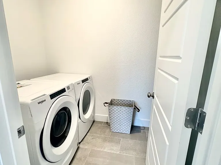 2437 Explorador Dr — Photo 13