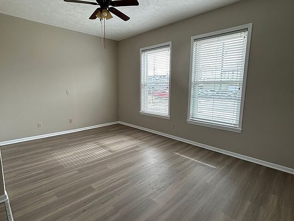 2nd image of 101-103 N Franklin St #300