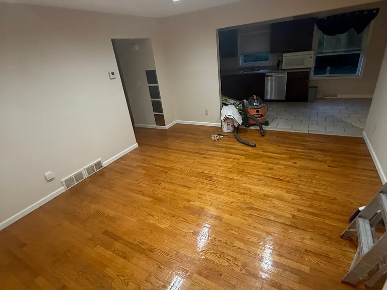 65 Titus Ave #1R — Photo 4